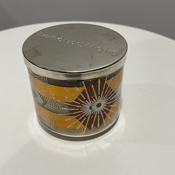 Bath & Body Works candle Spice Cinnamon nutmeg 3-wick 14.5 Oz - Picture 5 of 9